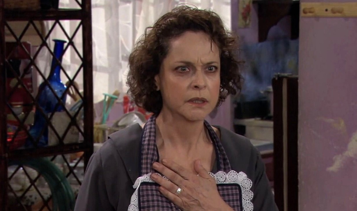 Las telenovelas y series mexicanas han dado vida a personajes entrañables que el público recuerda con cariño, pero también a otros que provocaron exactamente la reacción contraria. Ya fuera por su ingenuidad extrema, sus decisiones desesperantes, su actitud victimista o su constante capacidad para complicar la vida de quienes los rodeaban, estos personajes terminaron convirtiéndose en algunos de los más insoportables de la televisión mexicana.