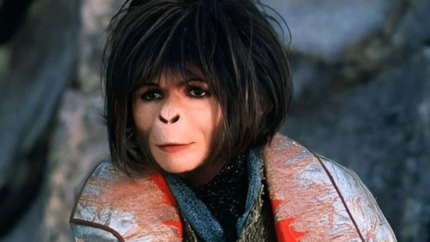 A lo largo de los años, Hollywood ha apostado por rehacer clásicos con la intención de atraer nuevas generaciones. Sin embargo, no todos los remakes logran capturar la esencia del original y, en muchos casos, terminan decepcionando tanto a la crítica como al público.