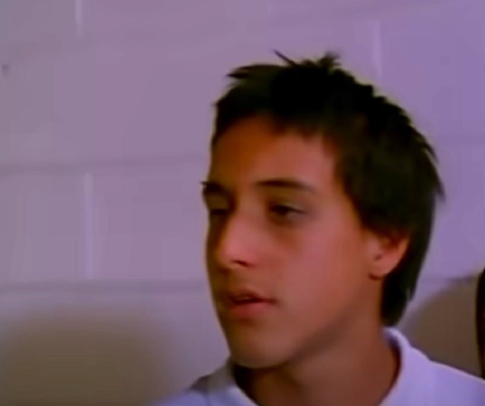 Gabino Rodríguez interpretó a Héctor, un estudiante con el que sale Yessica.
