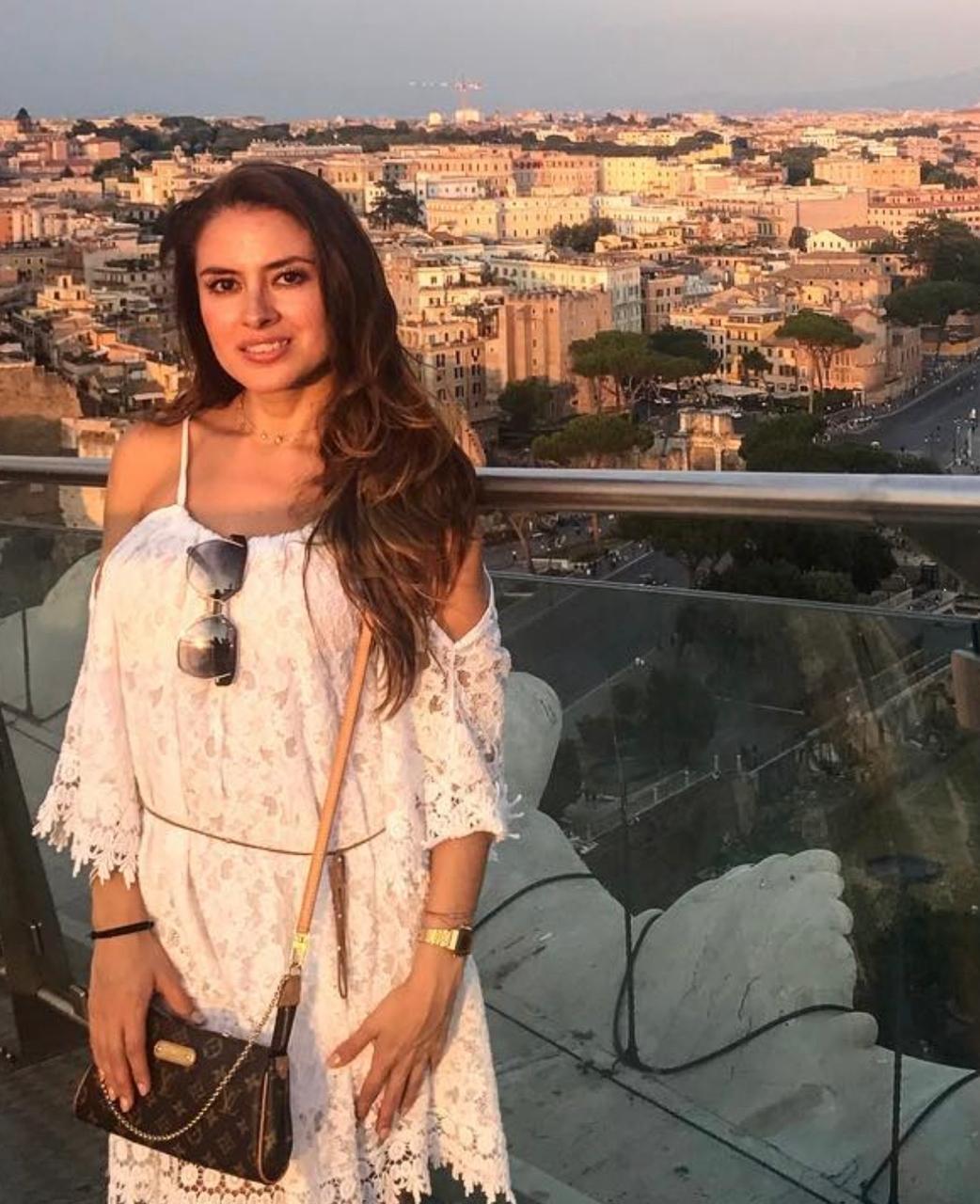 Actualmente se desempeña como directora de innovación y marketing en el consorcio gastronómico Taquearte, una cadena de restaurantes fundada en 2007 con presencia en la Ciudad de México y el Estado de México.