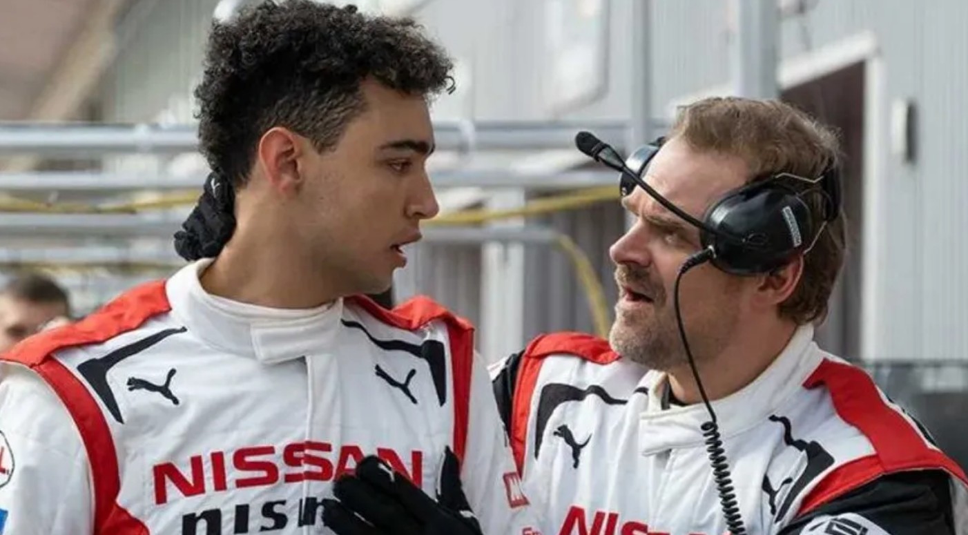 A diferencia de otras adaptaciones, esta película no intentó convertir directamente un videojuego de carreras en una historia de ficción. En su lugar, se inspiró en la historia real de Jann Mardenborough, un joven que pasó de competir en el videojuego "Gran Turismo" a convertirse en piloto profesional. Esta decisión permitió crear una película deportiva con una historia de superación. Además, mostró cómo los videojuegos pueden convertirse en una herramienta para desarrollar habilidades reales.