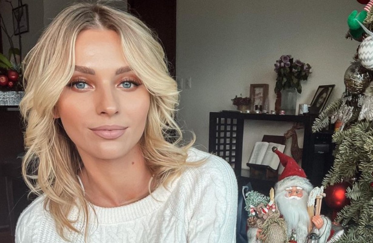 Aunque se comprometieron para casarse, la boda fue pospuesta en distintas ocasiones. Finalmente, en julio de 2024 confirmaron el fin de su relación. Tras la separación, Irina Baeva compartió unas fotografías de una boda simbólica que tuvieron, a lo que Soto respondió que solo había sido una sesión de fotos para su casa, lo que aumentó las críticas contra el actor.