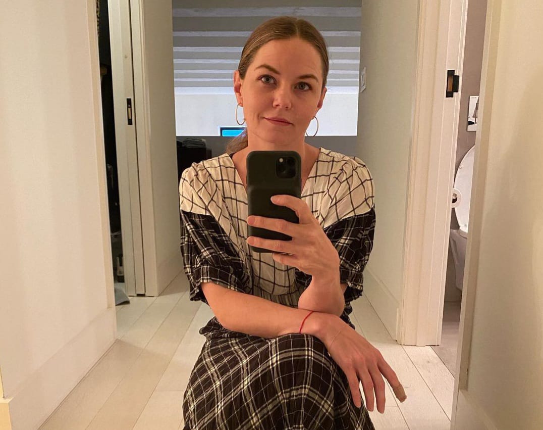 Debutó en el cine a los 15 años en la película ‘Entre dos amores’.