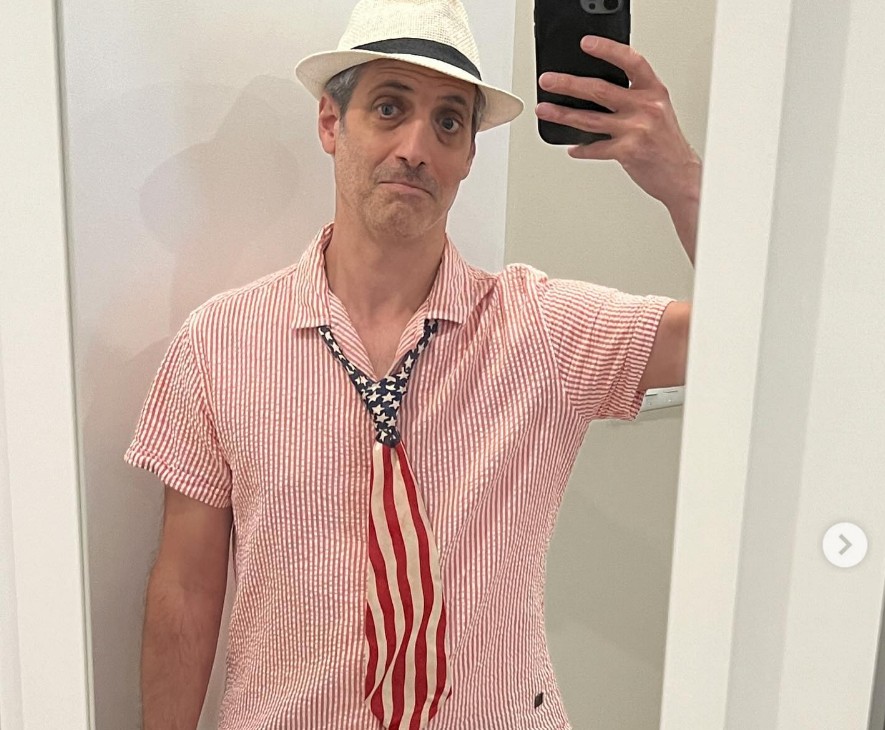 Muchos lo recuerdan como Paul Pfeiffer en "Los años maravillosos", pero tras el final de la serie tomó un camino totalmente distinto. En lugar de continuar actuando, estudió derecho y se convirtió en abogado. Durante años, su retiro causó numerosas teorías e incluso circuló el rumor falso de que era Marilyn Manson, algo que él mismo ha tomado con humor.