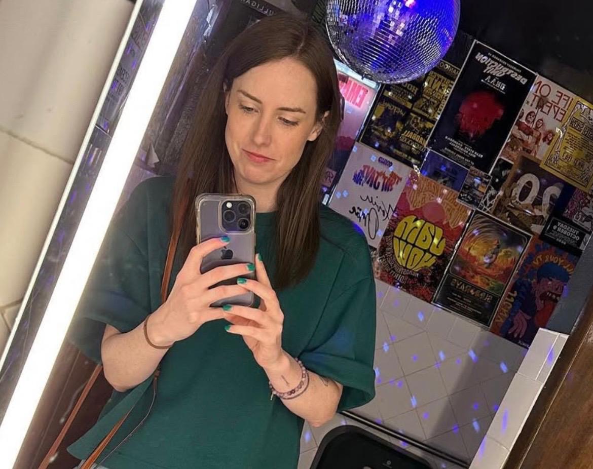 Con el paso de los años, Morris ha explorado otras actividades profesionales, entre ellas el trabajo como editora de video freelance. También ha incursionado en formatos más breves para plataformas como TikTok e Instagram, donde comparte contenido de humor y aspectos de su vida cotidiana.