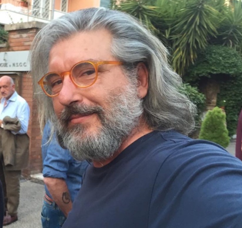 Después de "La pasión de Cristo", continuó su carrera en el cine italiano. Actualmente tiene 62 años y ha trabajado en películas como "I limoni d'inverno" y "Roma criminale". En años recientes también ha participado en series de televisión europeas y proyectos internacionales, ampliando su presencia fuera de Italia.