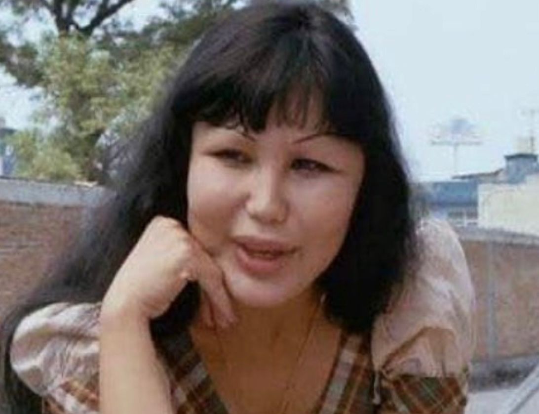 En 1974 debutó en el cine con "Tívoli", película dirigida por Alberto Isaac que recreaba el ambiente nocturno de la Ciudad de México y que le permitió comenzar a consolidarse en la pantalla grande.