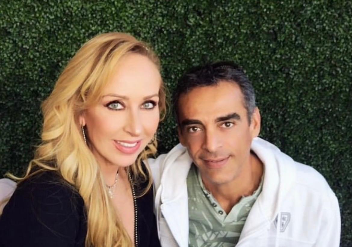 En el ámbito personal, María Karunna está casada desde 2007 con Rodolfo Castellanos y tienen un hijo llamado Pablo.