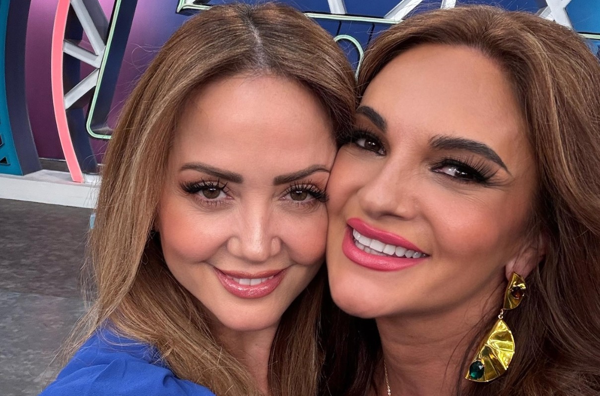 En 2016 inició una nueva etapa profesional en Telemundo al interpretar a Mabel Castaño en "El Chema", personaje que retomó posteriormente en "El Señor de los Cielos".