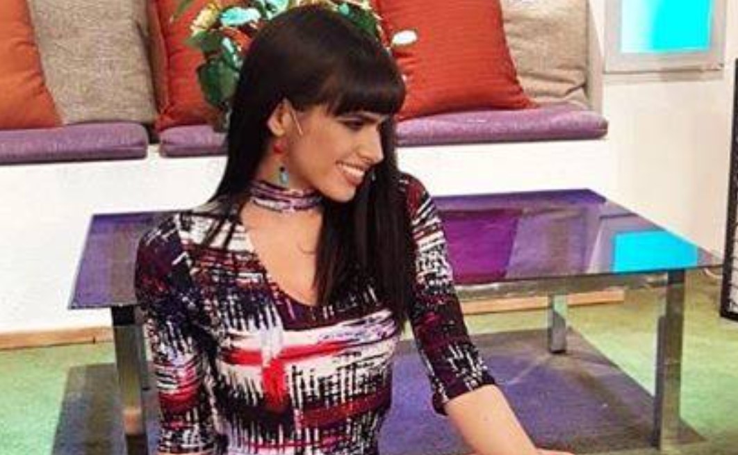 Tras mudarse a México comenzó una nueva etapa profesional al integrarse como conductora de "Buenos Días Bandamax", donde ganó mayor proyección televisiva.