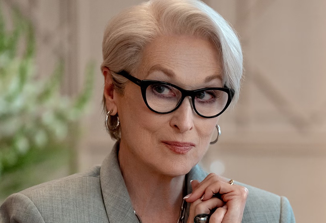 Meryl Streep es considerada una de las actrices más importantes de la historia del cine y ha mantenido una imagen natural durante su extensa carrera. En diferentes ocasiones ha expresado que no está interesada en modificar su rostro para aparentar menos edad. Para la actriz, las arrugas y los cambios físicos forman parte de la vida y de la experiencia de cada persona.
