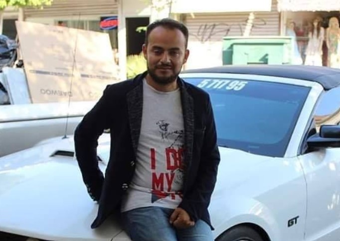 Esa actitud, motivada en parte por el ego tras la fama inicial, provocó que las ofertas de trabajo comenzaran a disminuir considerablemente.