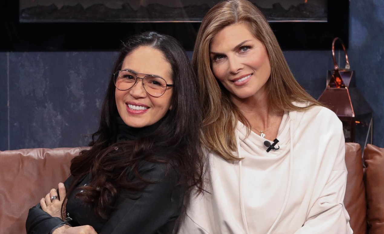 Yolanda Andrade es una de las conductoras más populares de la televisión mexicana, pero en lo sentimental no ha logrado encontrar una relación estable. La presentadora fue una de las primeras famosas mexicanas en declararse abiertamente LGBT. Aquí recordamos quiénes han sido sus parejas.