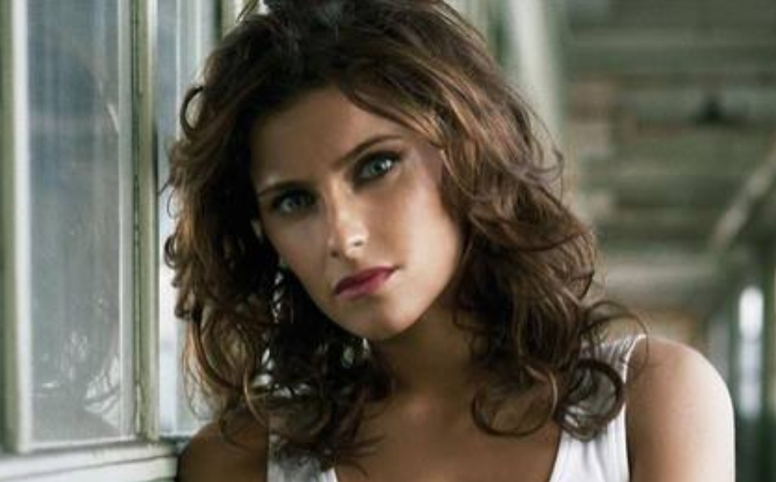 Gracias a “I’m Like a Bird”, ganó el premio Grammy a Mejor Interpretación Vocal Pop Femenina en 2002.