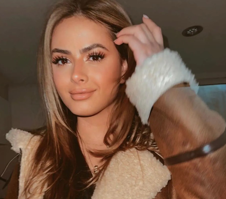 En su perfil de Instagram también ha señalado que le gustaría trabajar en televisión, revistas y tener su propio pódcast.