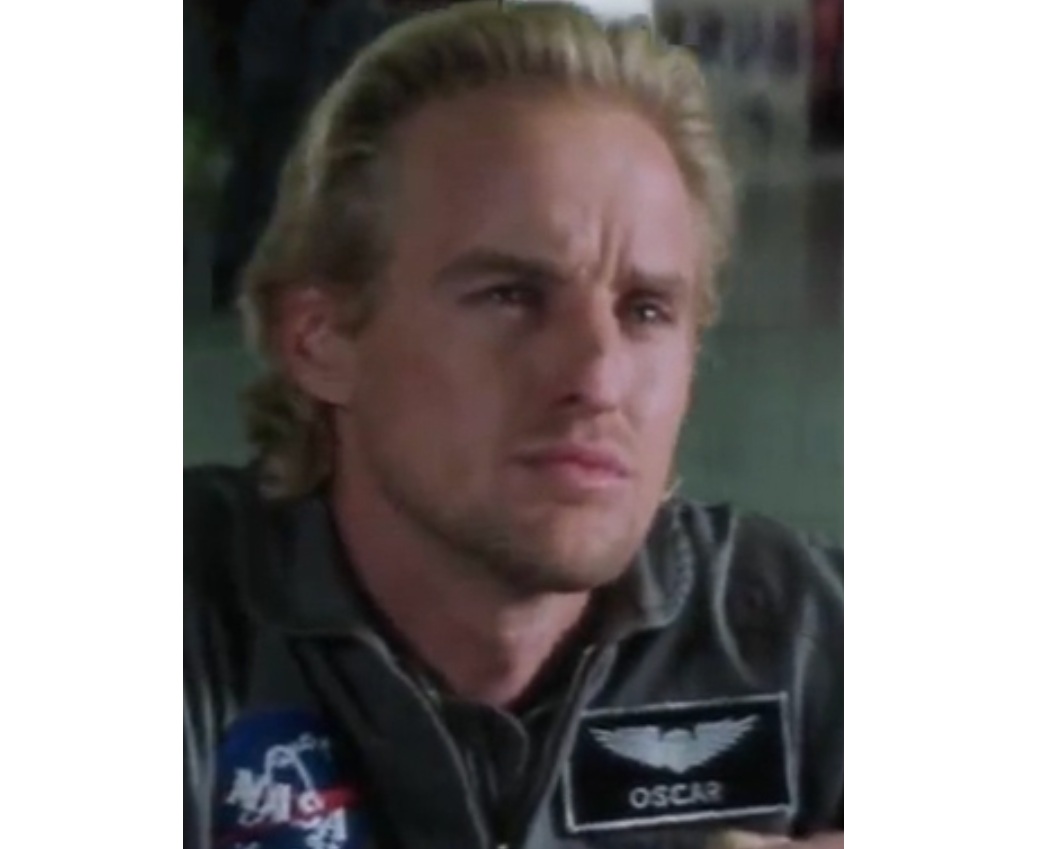 Owen Wilson interpretó a Oscar Choice, geólogo del transbordador "Independencia".