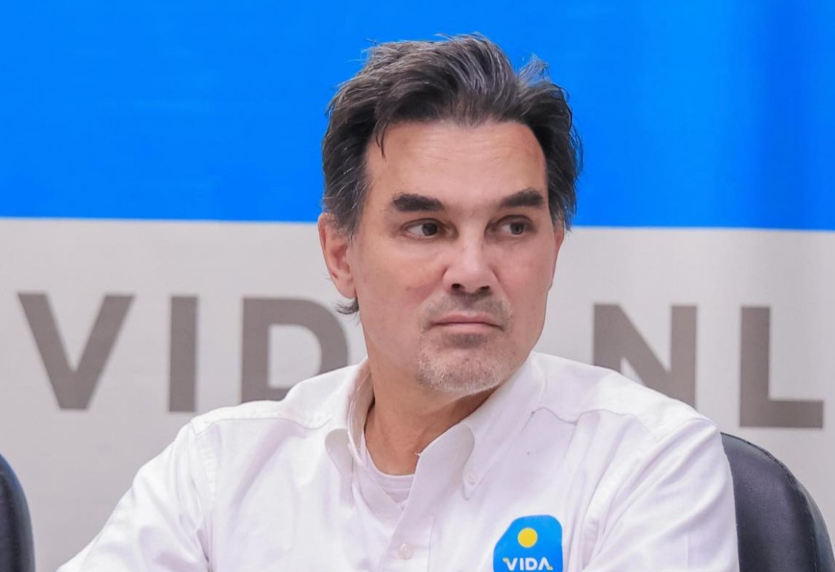 Posteriormente, su nombre nuevamente volvió a sonar cuando se fue a vivir a la casa de Irma Serrano, "La Tigresa".