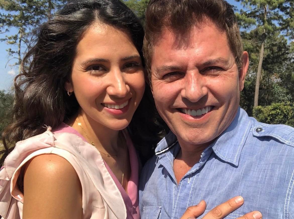 Patricia Rodríguez ha mantenido un perfil discreto pese a estar casada con el actor Ernesto Laguardia, privilegiando su carrera profesional y su vida familiar.