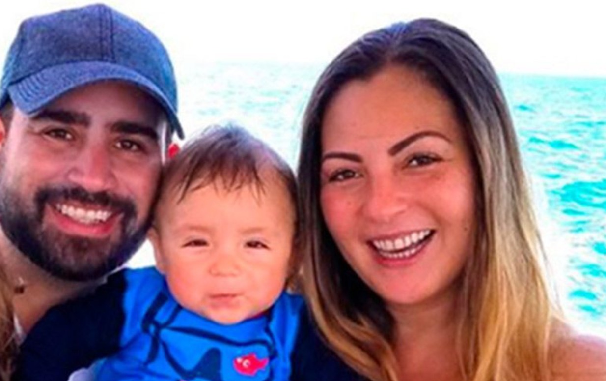 Su matrimonio terminó aproximadamente cuatro años después y ambos iniciaron un proceso de divorcio. Tras la separación, Ochoa ha hablado públicamente sobre las dificultades relacionadas con la manutención de sus hijos.
