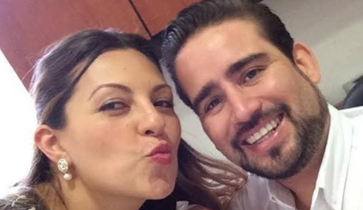 Después de su primer matrimonio, Mariana Ochoa volvió a llegar al altar, esta vez con Patricio de la Peña. La pareja se casó por lo civil en 2014 y posteriormente tuvo dos hijos, Valentina y Salvador.
