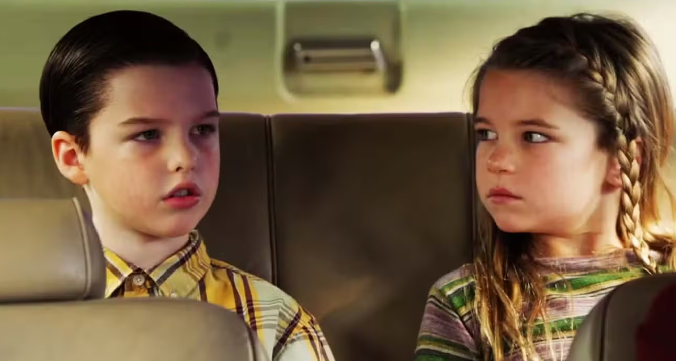 Durante la serie, Missy también enfrenta momentos en los que siente que sus padres prestan más atención a su hermano. Esta situación influye en su comportamiento y en su etapa de rebeldía adolescente.