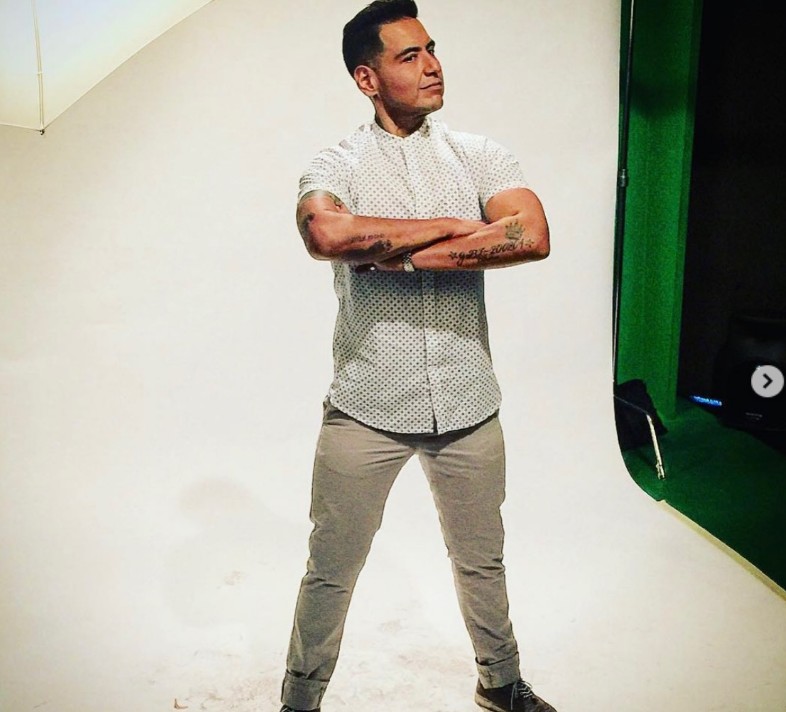 El conductor y comediante llegó a pesar cerca de 180 kilos, lo que comenzó a afectar seriamente su salud y su movilidad. Ante esta situación decidió realizarse un bypass gástrico en 2007 con la esperanza de mejorar su calidad de vida. Gracias a la cirugía logró perder alrededor de 110 kilos, lo que representó una transformación física muy evidente. Con el tiempo ha logrado mantener un peso estable, aunque disminuyeron sus oportunidades laborales luego del cambio de imagen que tuvo.