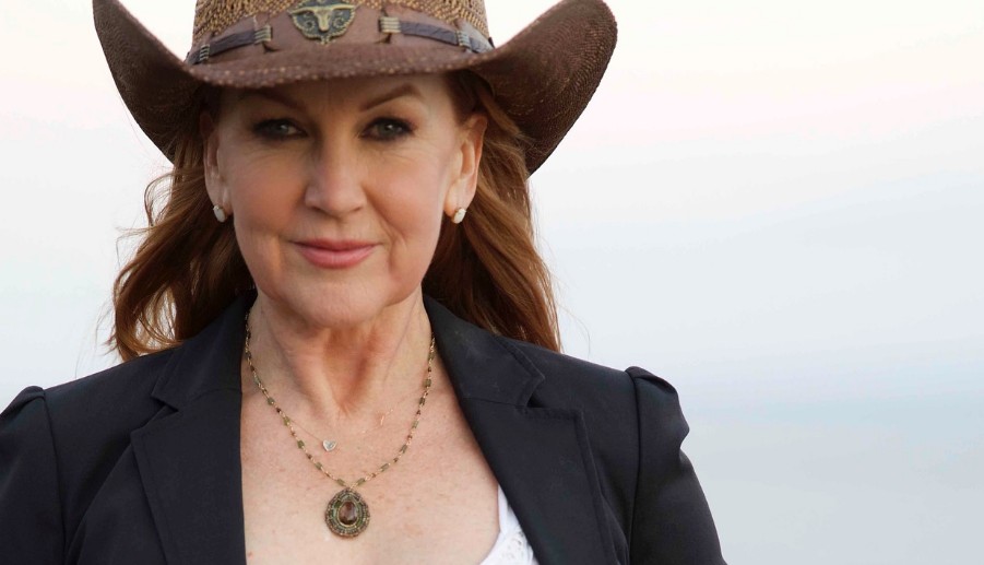 En televisión continuó realizando apariciones especiales en series como "Mentes criminales", donde interpretó a Pam Baleman, y más recientemente en "My Life Is Murder".