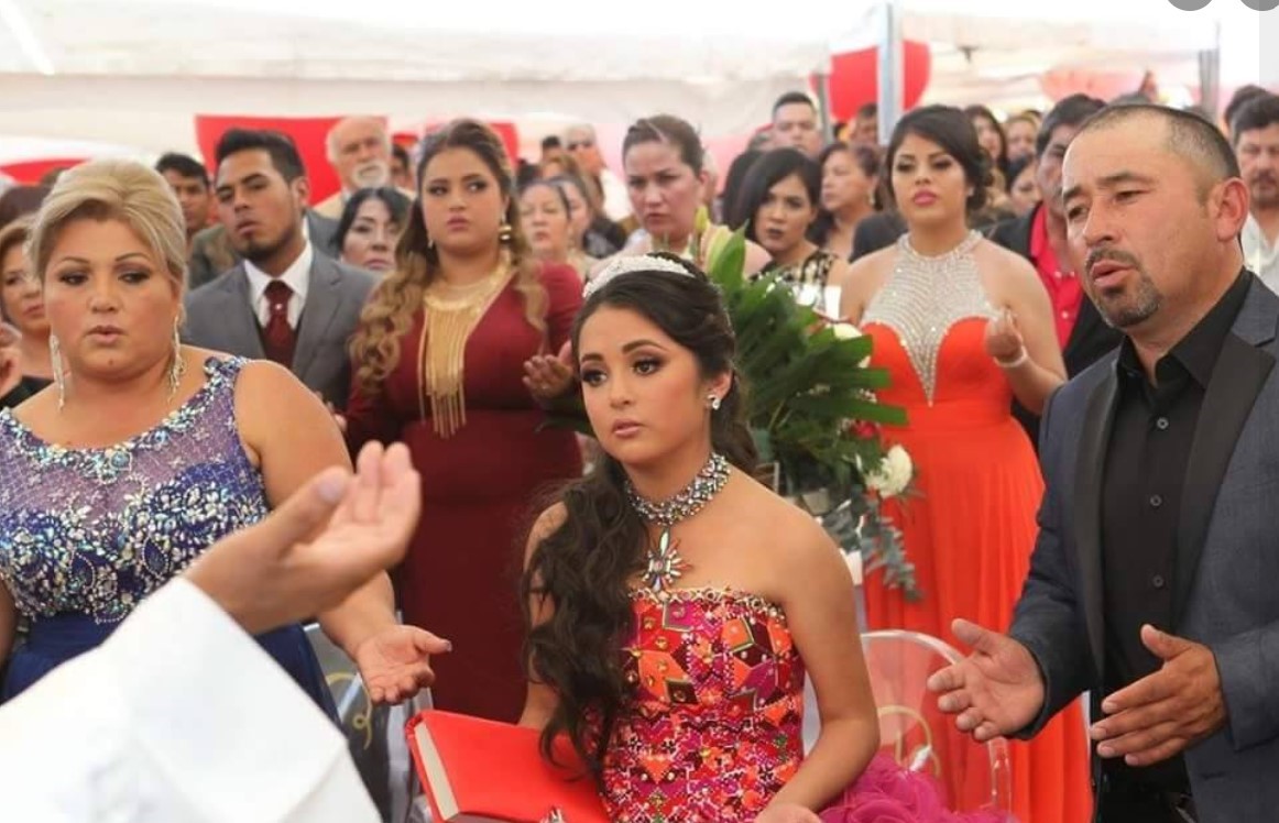 Lo que comenzó como una broma en redes sociales terminó convirtiéndose en un fenómeno viral, pues miles de personas viajaron hasta San Luis Potosí para intentar asistir a la celebración.