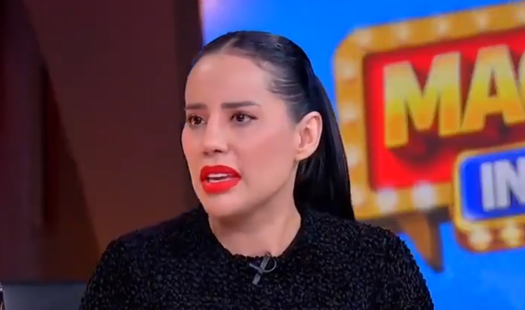 En el caso de la cirugía de nariz, Cuevas ha explicado que tuvo motivos tanto estéticos como relacionados con su salud, pues buscaba corregir problemas derivados de una operación anterior y atender dificultades respiratorias.