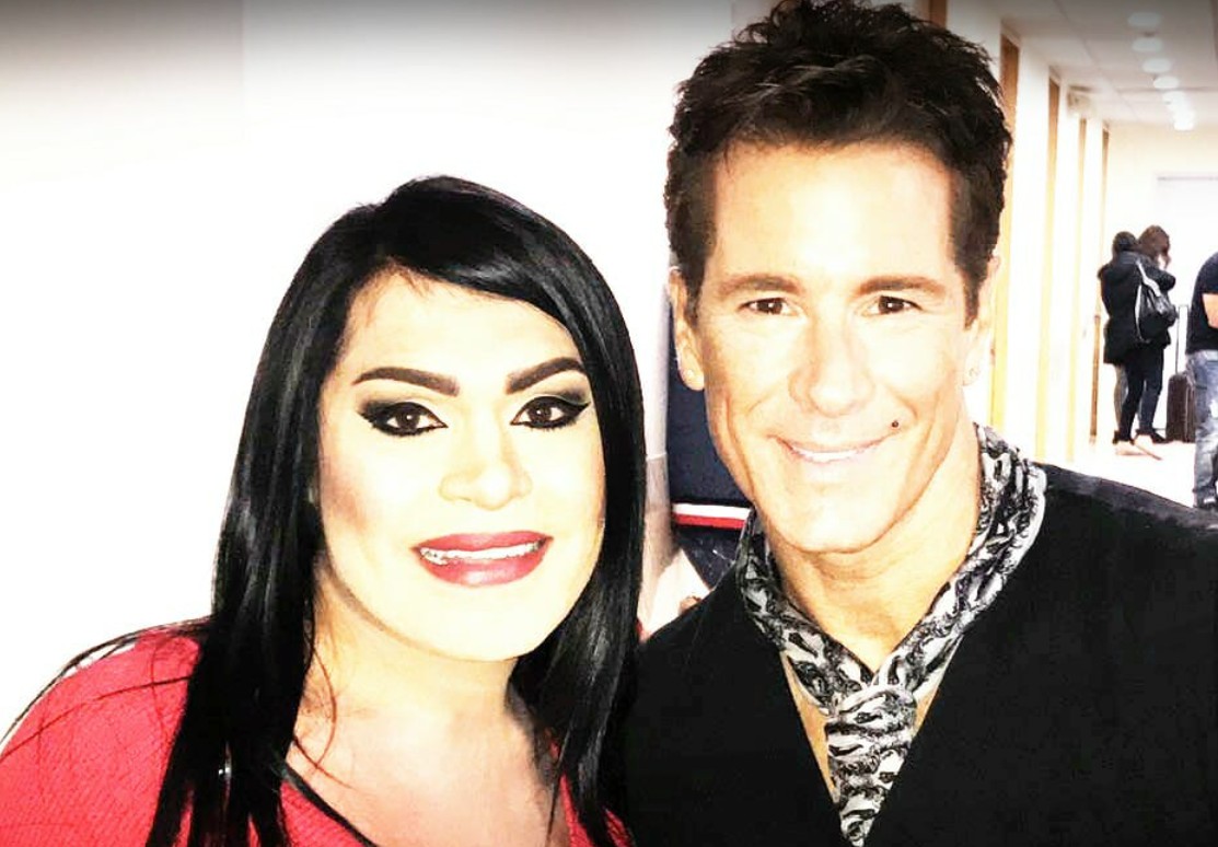 El nombre de Wendy surgió como una referencia al personaje de Wendy Nayeli, interpretado por Angélica Vale en la telenovela "Amigas y rivales".