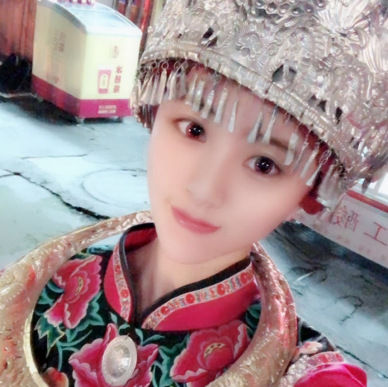 También ha participado en algunas producciones cinematográficas y televisivas chinas, aunque sin la misma proyección internacional que tuvo su debut.