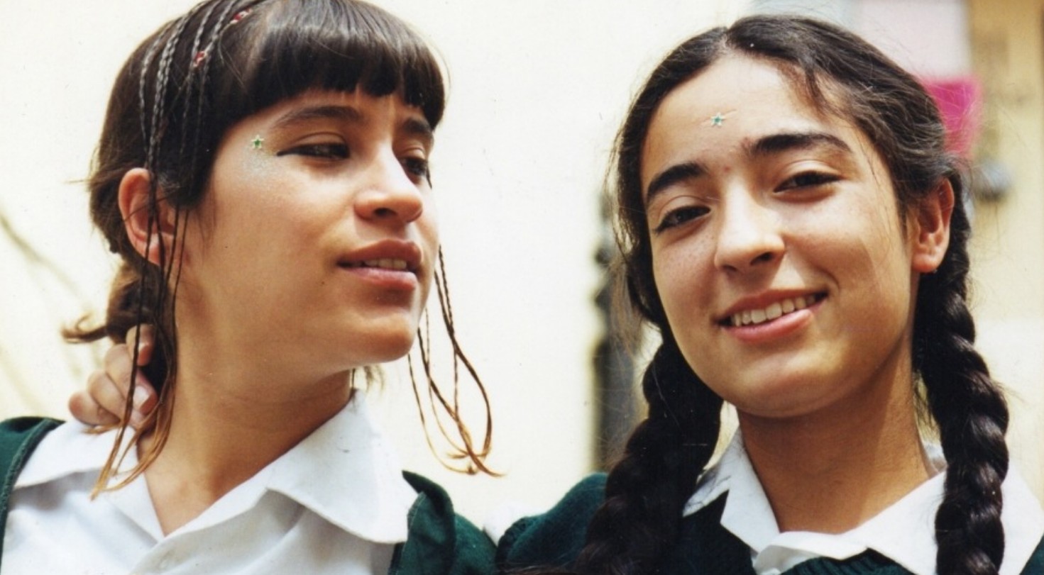 En la historia dio vida a Yessica, una estudiante de secundaria que enfrenta problemas familiares.