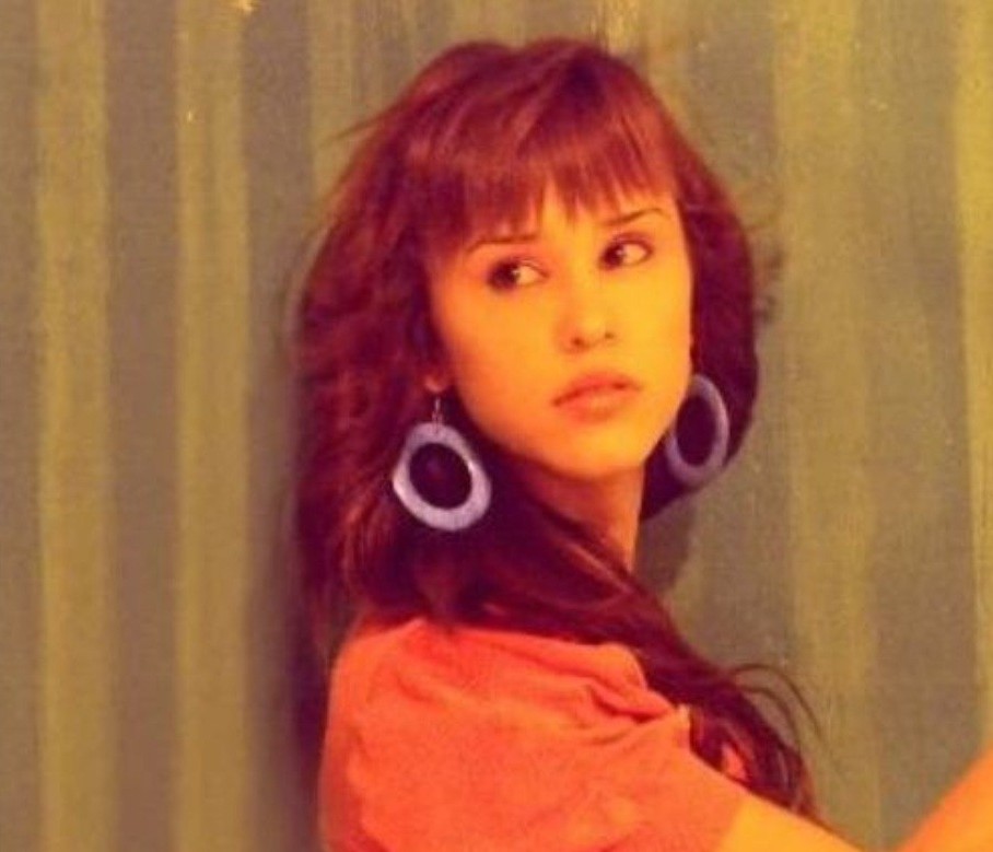 Empezó a modelar a los 15 años y en esa etapa lucía una figura mucho más delgada que la que muestra actualmente.