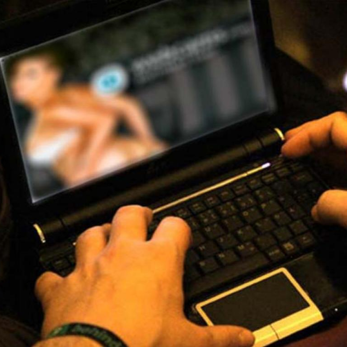 Facebook quiere que mandes tus “nudes” por cuestiones de seguridad