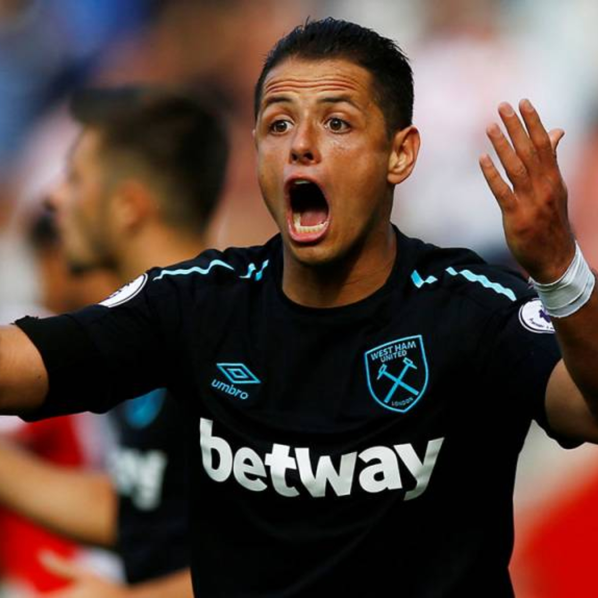 ‘Chicharito’ rompe el silencio y habla de la fiesta del ‘Tri’ en un Faceboook Live