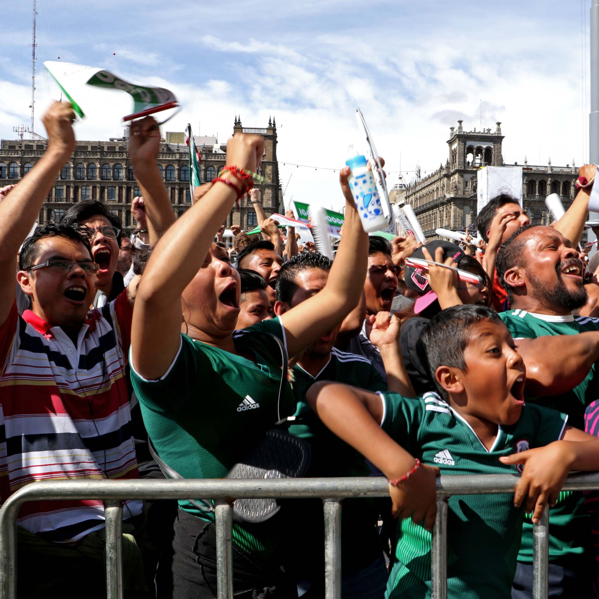 El misterio detrás del supuesto temblor que provocó el Chucky Lozano con gol a Alemania