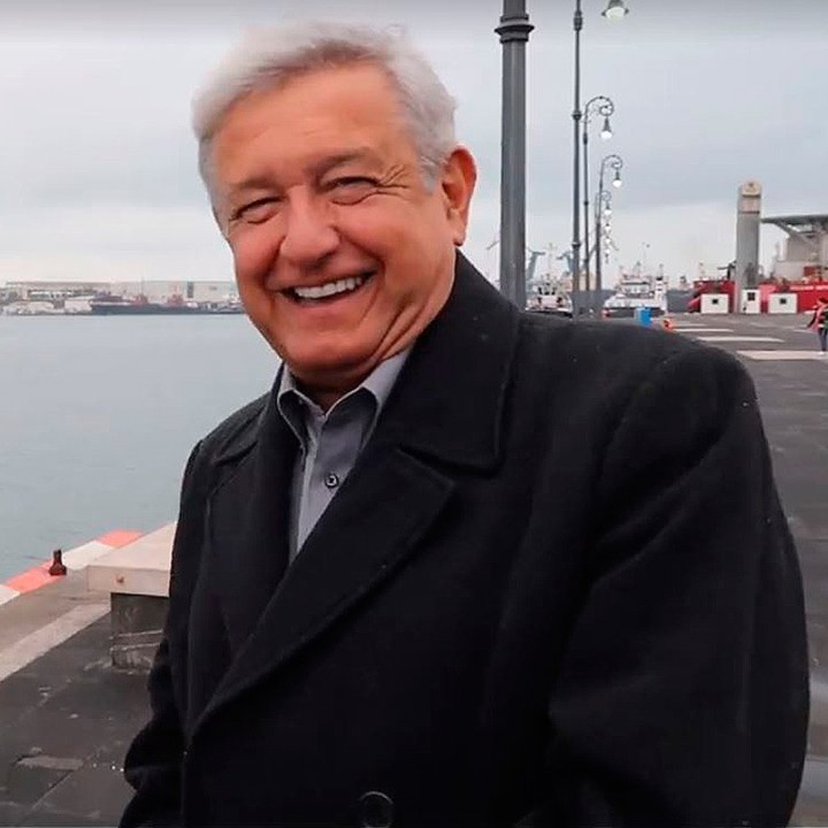 AMLO dice que Nuevo Aeropuerto es ‘viable y conveniente’ tras reunión con empresarios