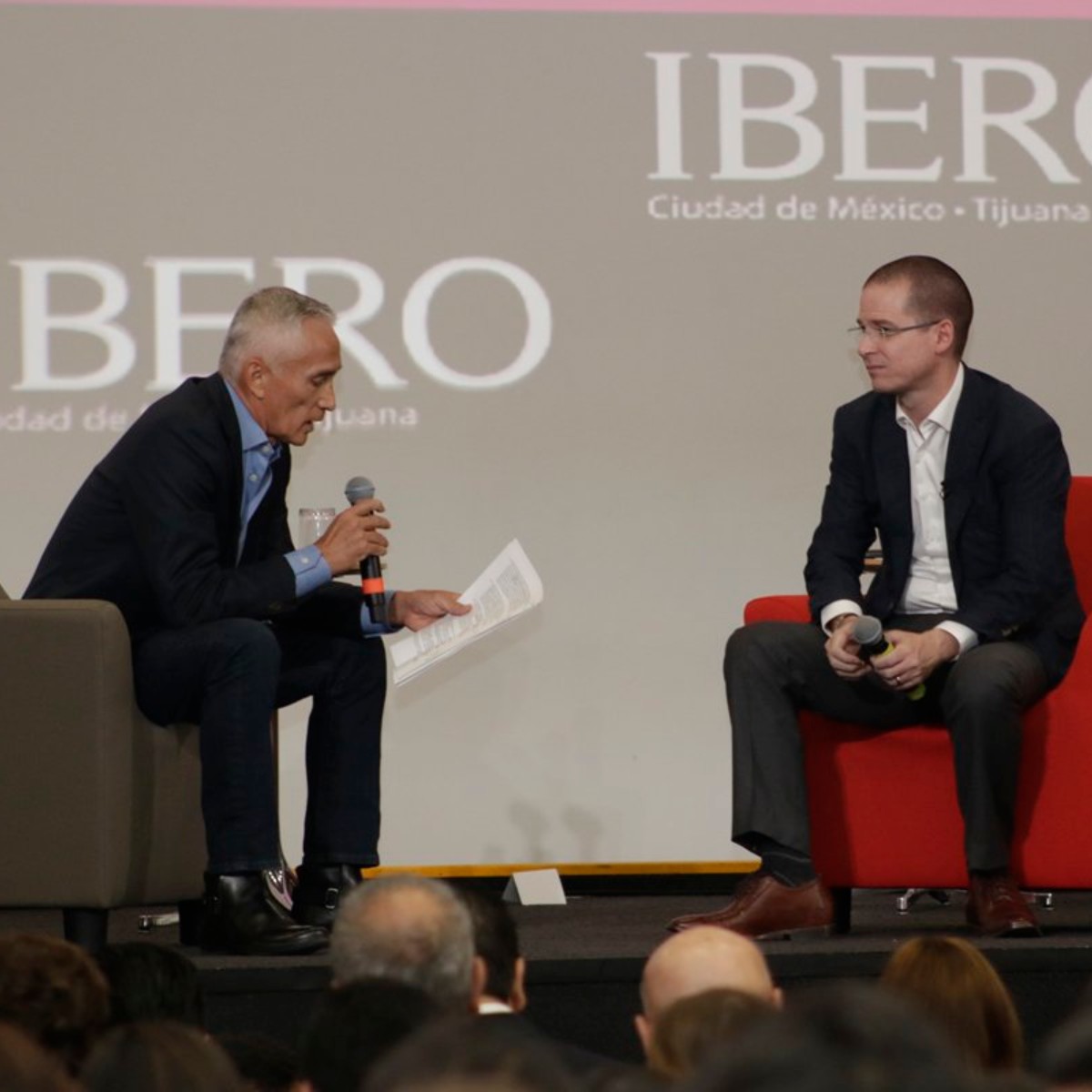 Anaya trollea a Peña Nieto en su visita a la Ibero