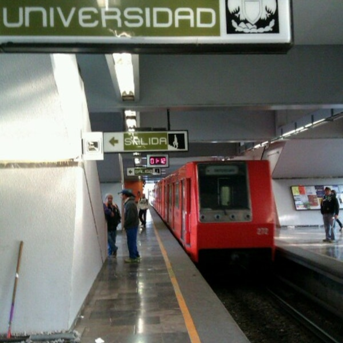 #Yei El Metro se pone guapo y la línea 3 ya tiene red Wi-Fi gratuita