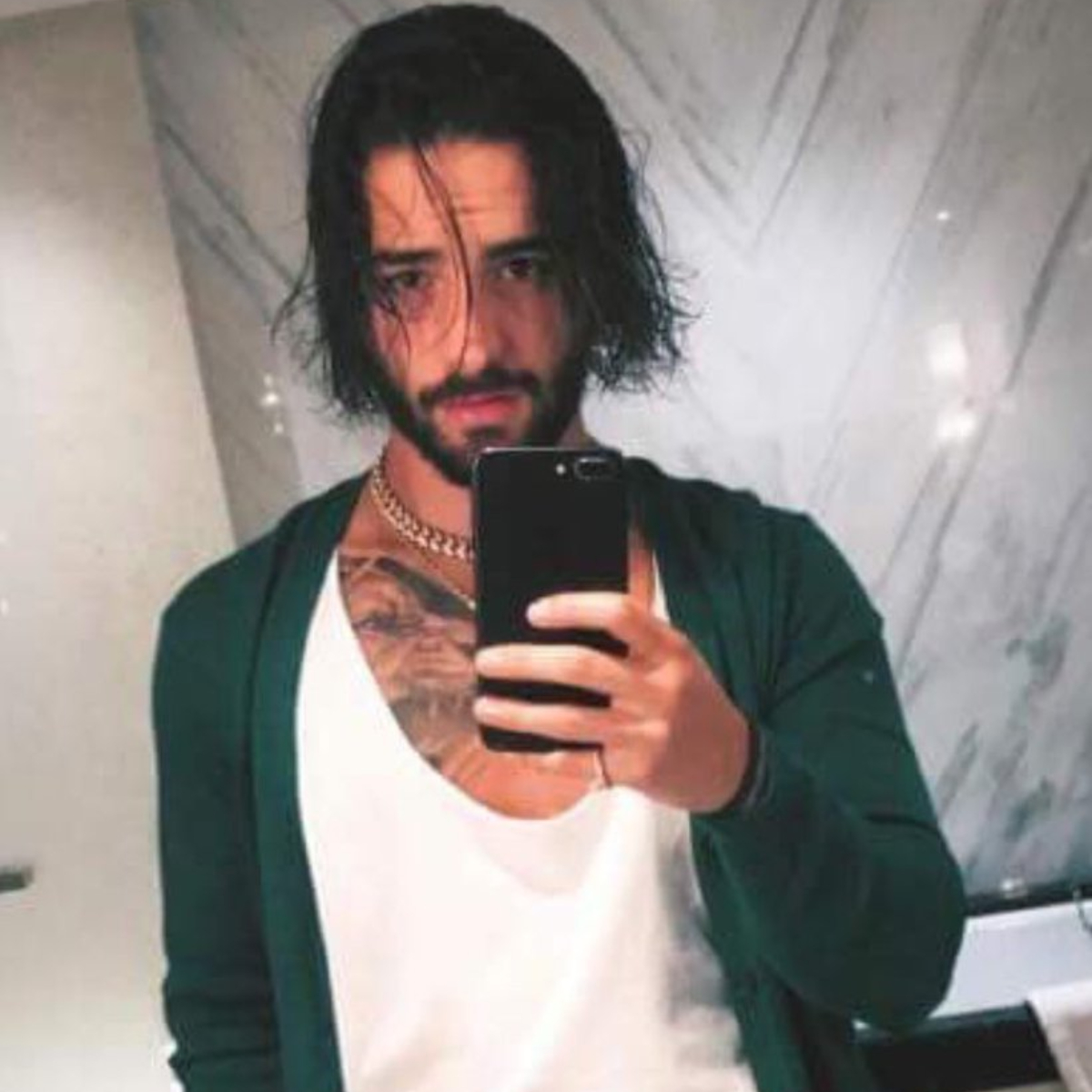 #EsNeta Maluma se convierte en el meme del IMSS