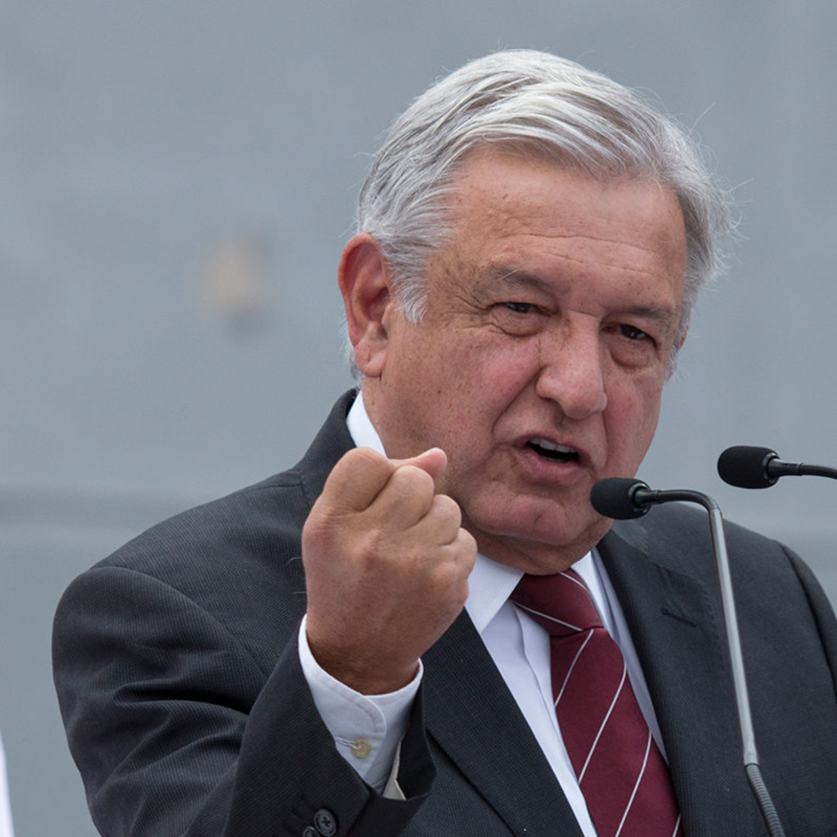 Denuncian ciberataque mundial contra página que soltó evidencias contra AMLO