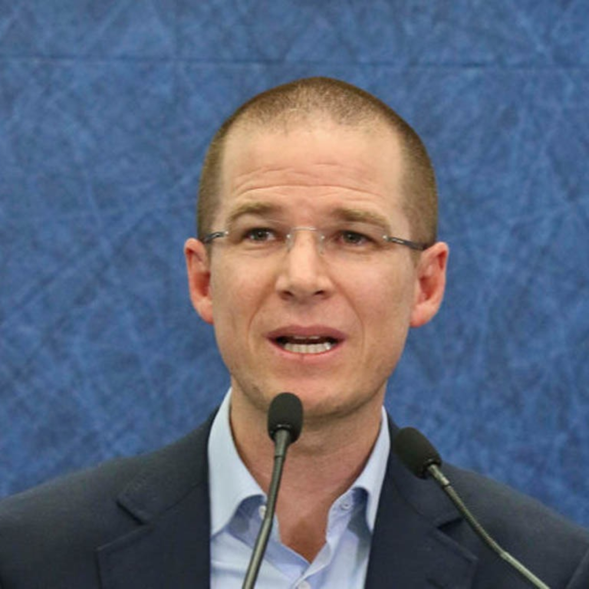 #Osazo: Difunden encuesta pagada de Anaya como si fuera real