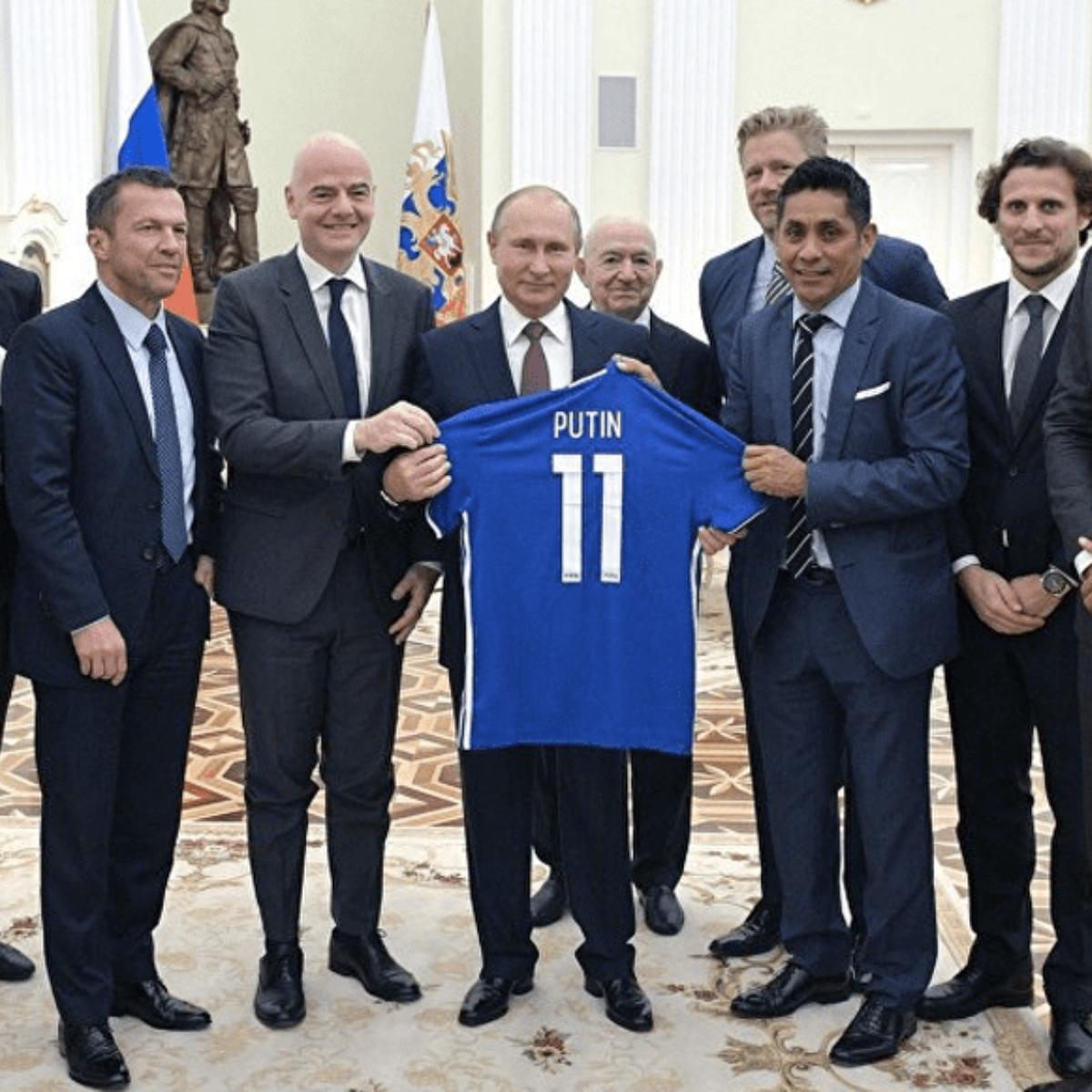 #Histórico: Putin se reúne con con leyenda del futbol mexicano