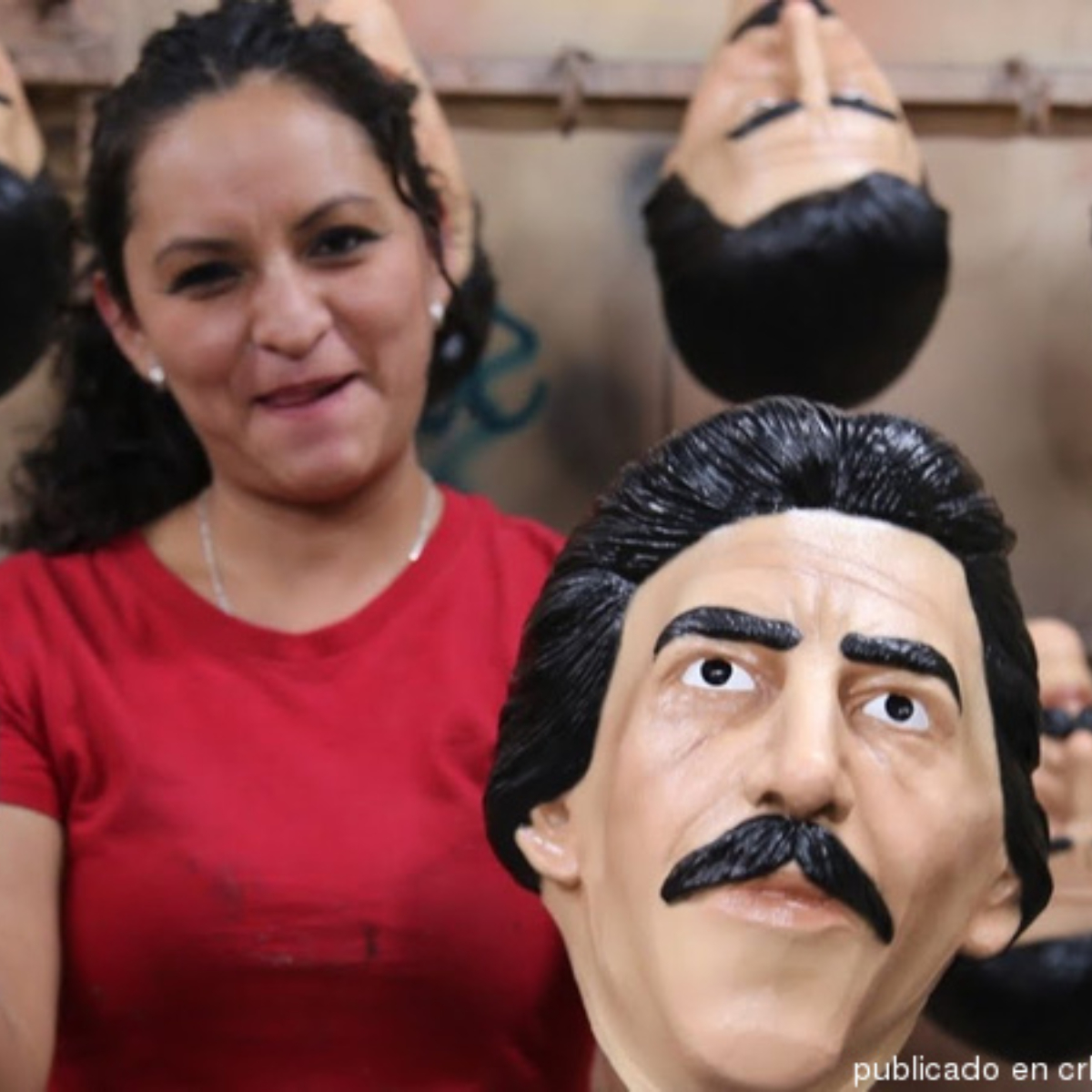 ¡Coño, Micky! Preparan máscaras de Luisito Rey para Halloween