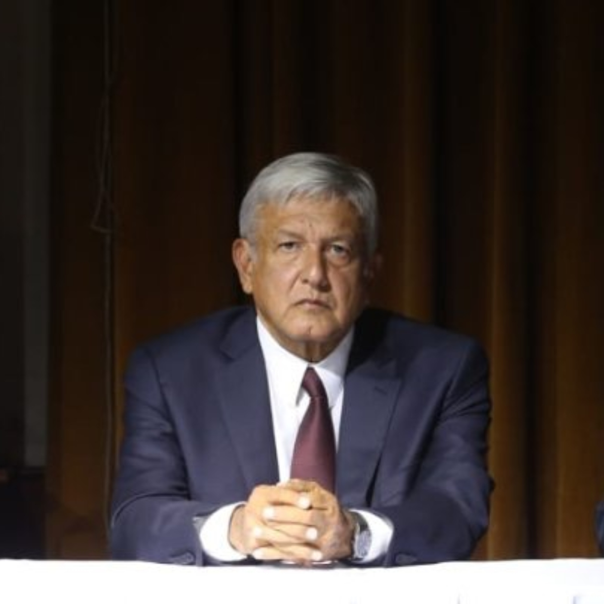 Alemanes rinden tributo a AMLO con un dibujo publicado en medios locales