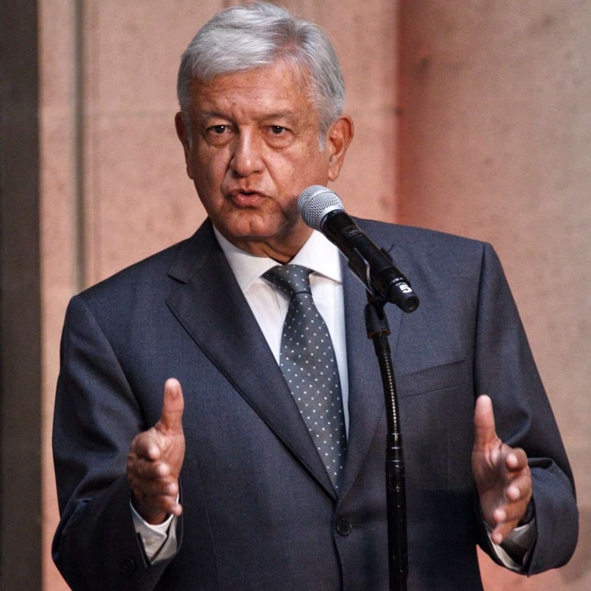 AMLO revela cuánto ganará mensualmente como presidente de México