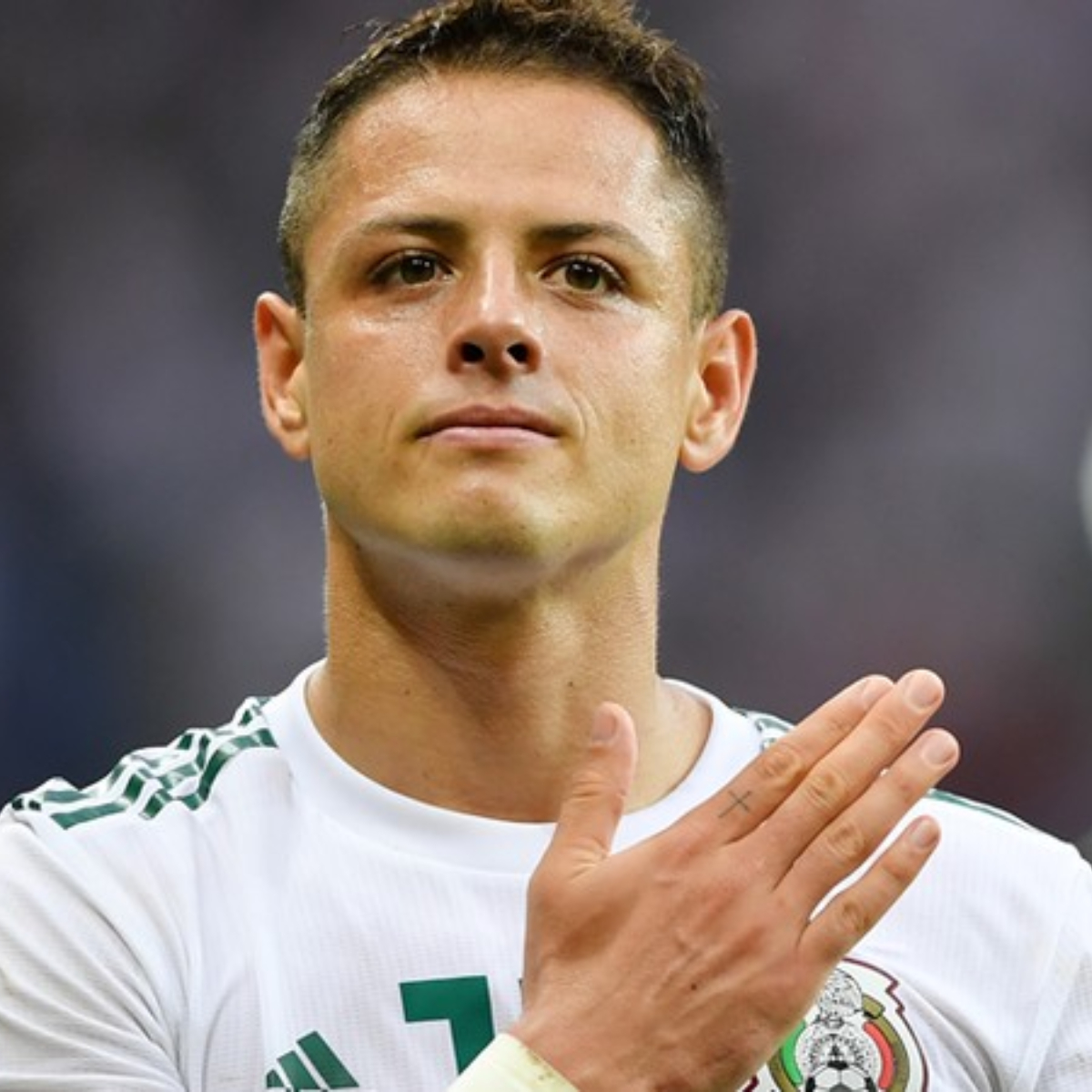 Lo que Chicharito y Yuya hicieron en Instagram está volviendo locas a las redes