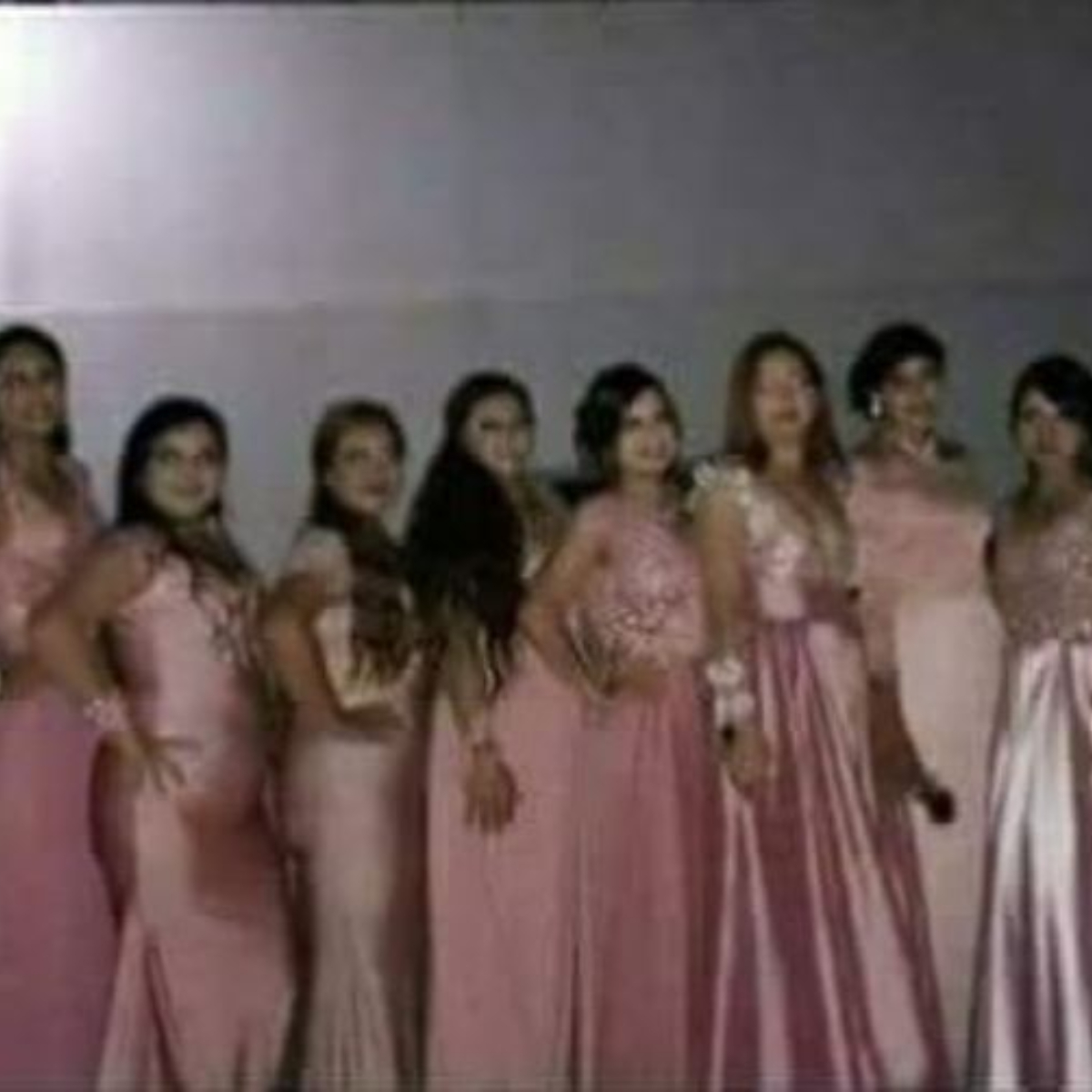 Diana se madruga a sus compañeras, se vuela el dinero de la graduación y se vuelve viral