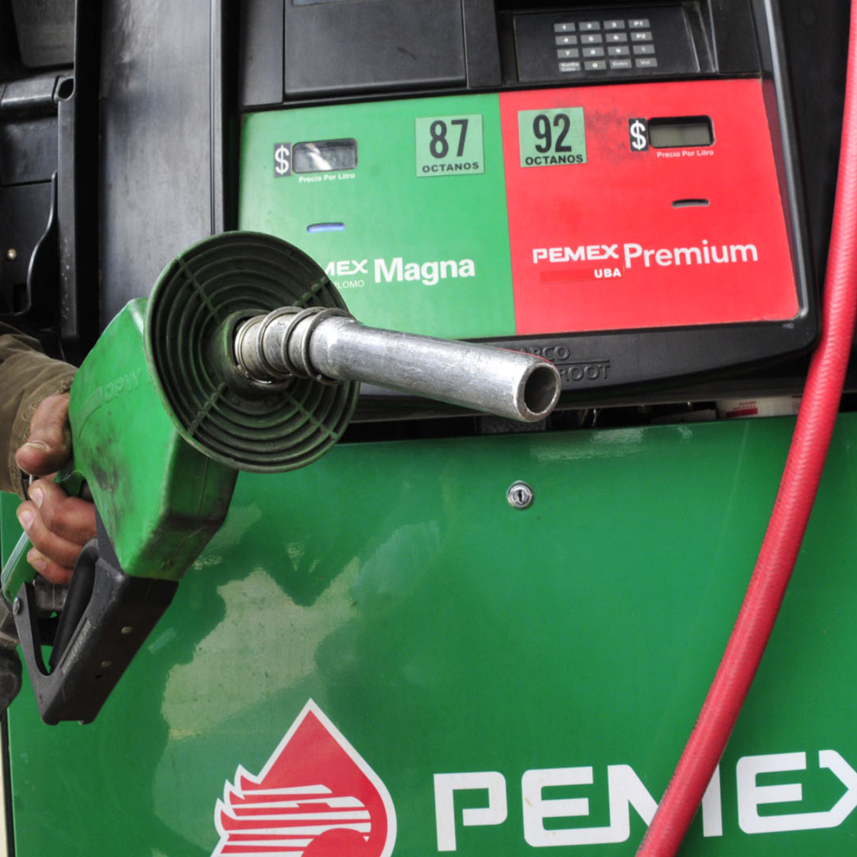 Destapan una nueva forma de estafa a empresarios gasolineros