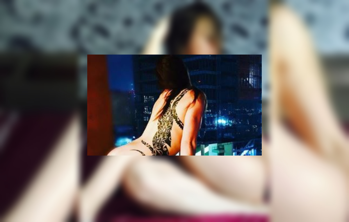 La Reata sorprende a sus seguidores con desnudo frente a las calles de la  CDMX